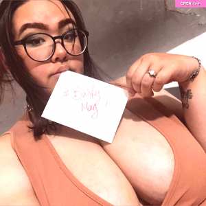 busty-magazine Nude OnlyFans Leaks