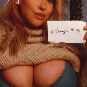 busty-magazine Nude OnlyFans Leaks