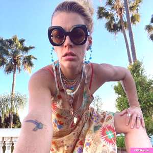 busy-philipps Nude OnlyFans Leaks