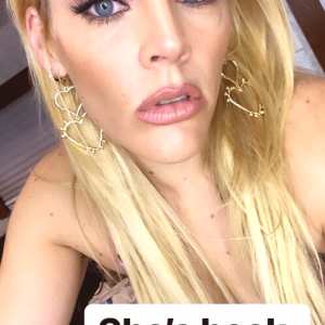 busy-phillips Nude OnlyFans Leaks