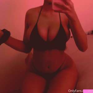 bvnnyara Nude OnlyFans Leaks