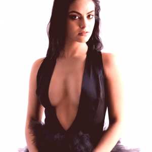 camila-mendes Nude OnlyFans Leaks