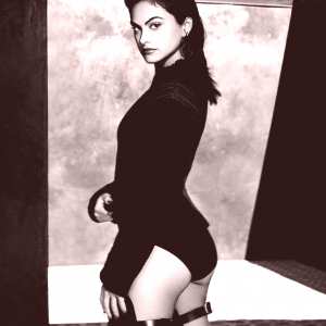 camila-mendes Nude OnlyFans Leaks