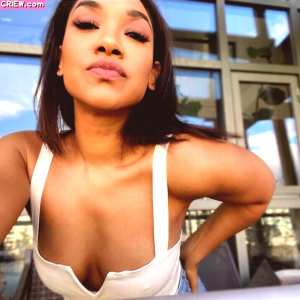 candice-patton Nude OnlyFans Leaks