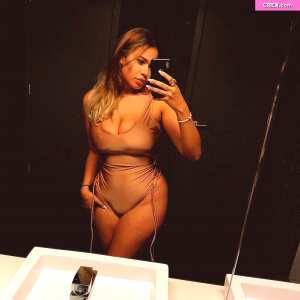 chanelle-mauricette Nude OnlyFans Leaks