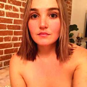 chloe-fineman Nude OnlyFans Leaks