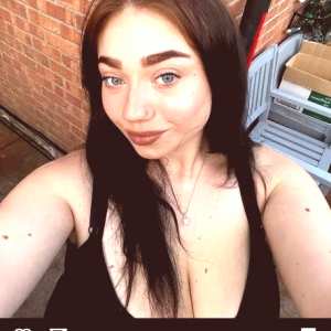 chloe-wicksx Nude OnlyFans Leaks