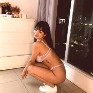 chrissiane-gaile Nude OnlyFans Leaks