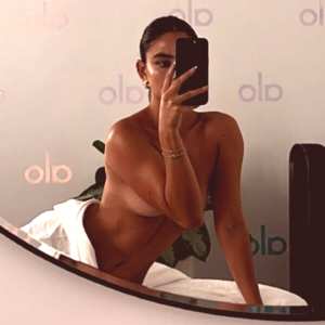 christina-nadin Nude OnlyFans Leaks