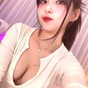 chujeong Nude OnlyFans Leaks