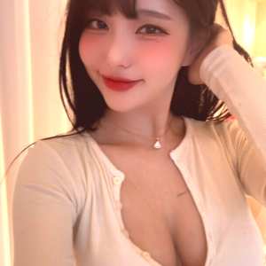 chujeong Nude OnlyFans Leaks