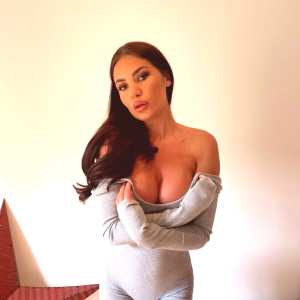 chynaofficial Nude OnlyFans Leaks