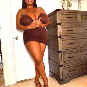 clubmaseratixxx Nude OnlyFans Leaks