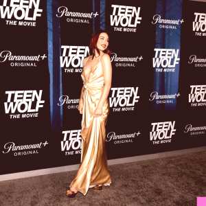 crystal-reed_0045-300px