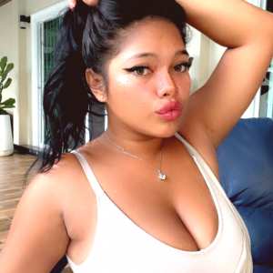 curvymoanaaa Nude OnlyFans Leaks