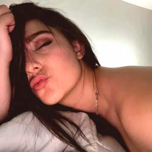 daniela-flores Nude OnlyFans Leaks