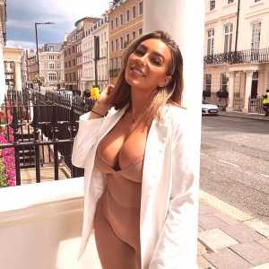 danielle-tilly-wright Nude OnlyFans Leaks