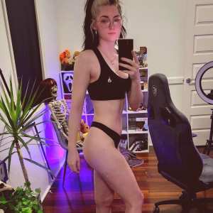 deadlykitten-s-kofi Nude OnlyFans Leaks