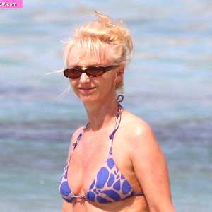 debbie-mcgee Nude OnlyFans Leaks