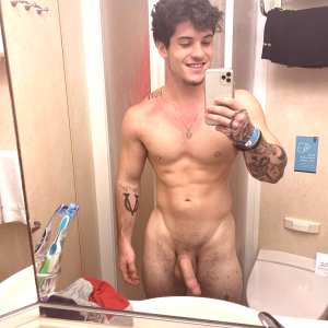 deek-aesthetic Nude OnlyFans Leaks