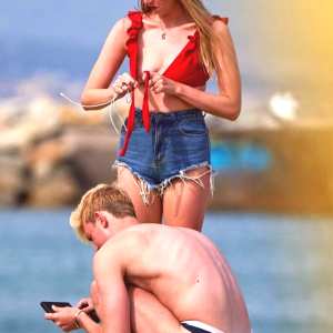 diana-vickers Nude OnlyFans Leaks