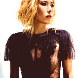 dichen-lachman Nude OnlyFans Leaks