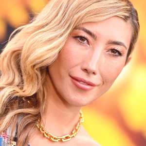 dichen-lachman Nude OnlyFans Leaks