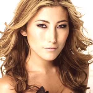 dichen-lachman Nude OnlyFans Leaks