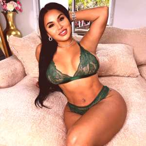 dollycastro-1 Nude OnlyFans Leaks