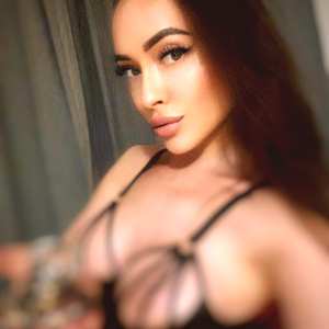 dommy-nika Nude OnlyFans Leaks