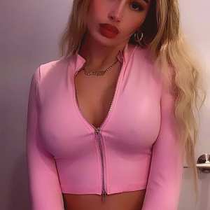 dressupblondie Nude OnlyFans Leaks