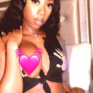 ebonysimz2 Nude OnlyFans Leaks