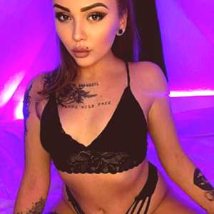 elara-moonq Nude OnlyFans Leaks