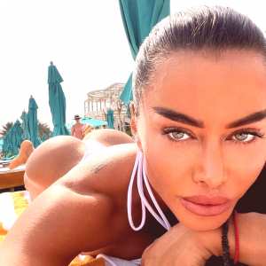 elena-beautybb Nude OnlyFans Leaks