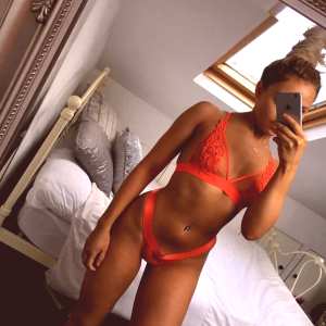 Elesha Arnfield Nude Leaks Onlyfans