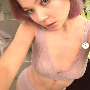 elinakitty Nude OnlyFans Leaks