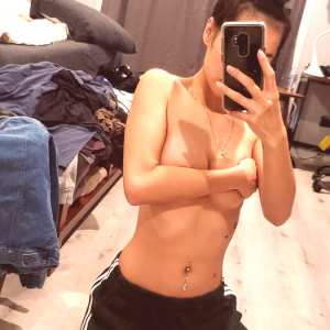 elizabeth-tran Nude OnlyFans Leaks