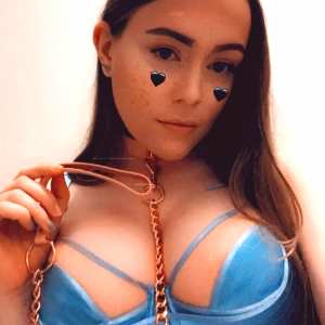 elle-bloom Nude OnlyFans Leaks