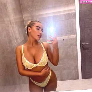 ellie-brown Nude OnlyFans Leaks