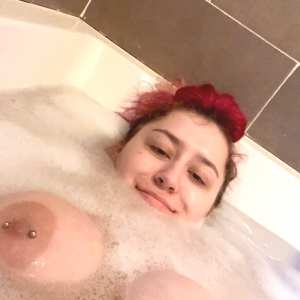 emilyylime Nude OnlyFans Leaks