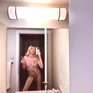 emma-jonnz Nude OnlyFans Leaks