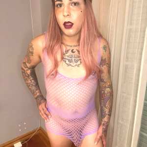 emmaink13 Nude OnlyFans Leaks