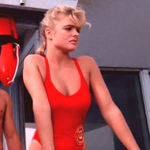 erika-eleniak Nude OnlyFans Leaks