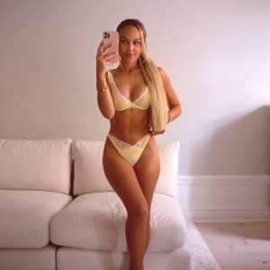 estelle-berglin Nude OnlyFans Leaks