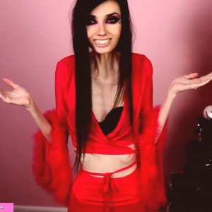 eugenia-cooney Nude OnlyFans Leaks