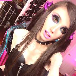 eugenia-cooney Nude OnlyFans Leaks