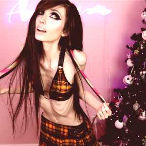 eugenia-cooney Nude OnlyFans Leaks