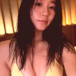 evelyn-ha Nude OnlyFans Leaks