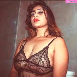 farihapriyam Nude OnlyFans Leaks