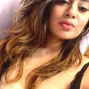 farihapriyam Nude OnlyFans Leaks